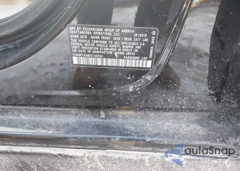 2013 Volkswagen Passat 2.5L Se z USA, uszkodzony, nr VIN 1VWBP7A39DC139700